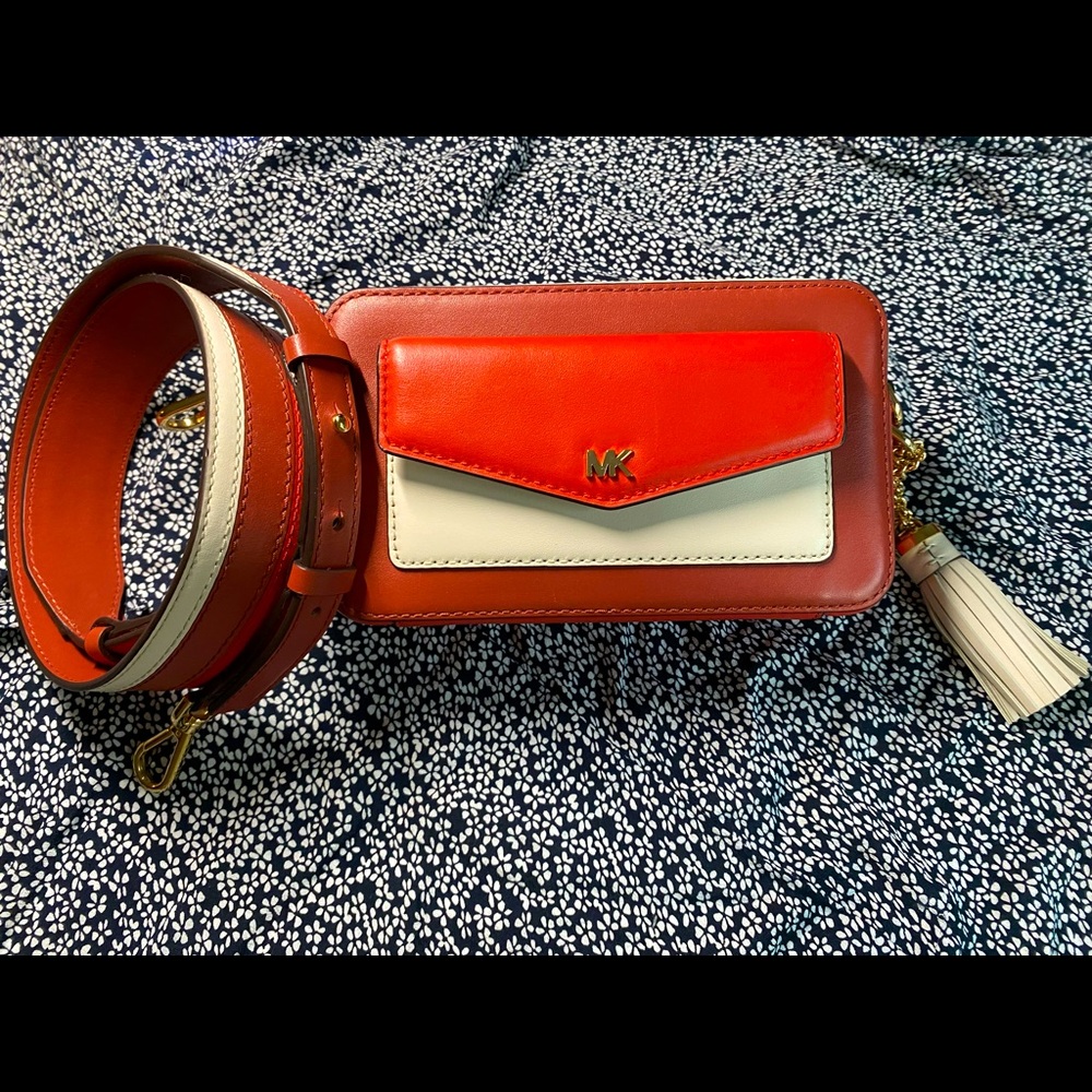 MK Small Tri-Color Leather Camera Bag